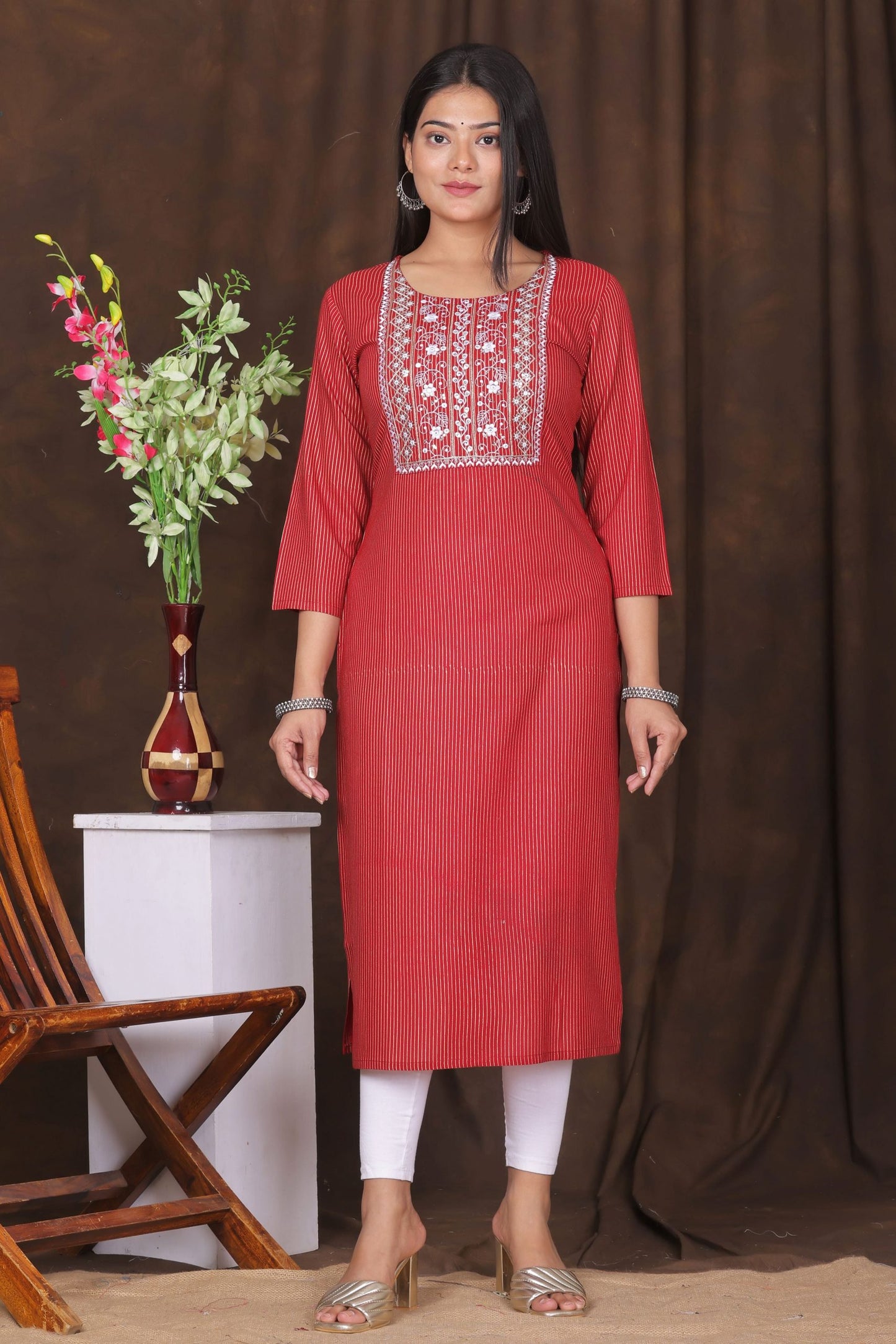 Women's embroidered striped printed straight kurta