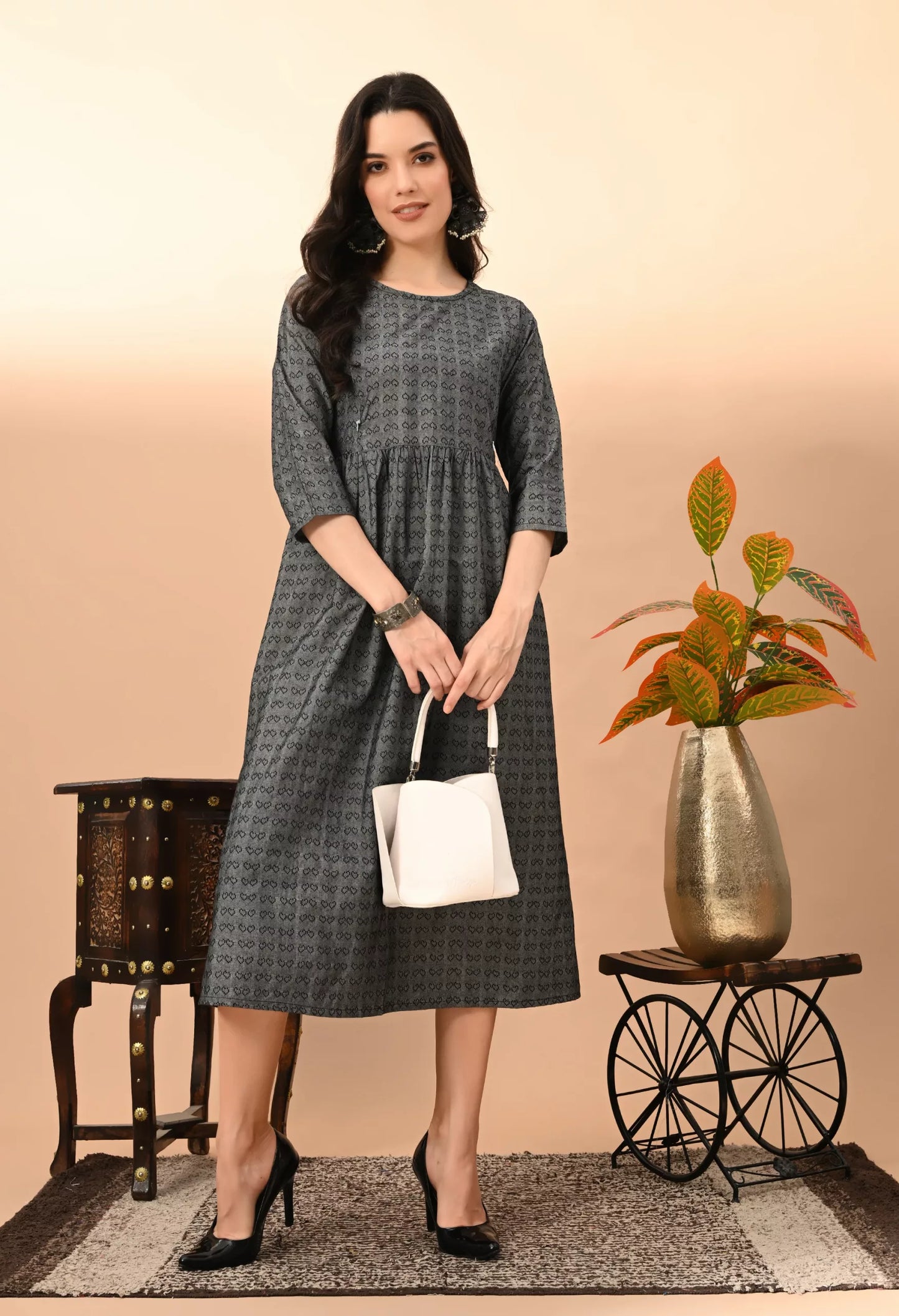 Women's South Cotton Yarn Dyed Maternity Dress – Vilai Jaipur
