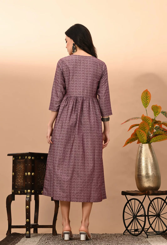 Women's South Cotton Yarn Dyed Maternity Dress – Vilai Jaipur