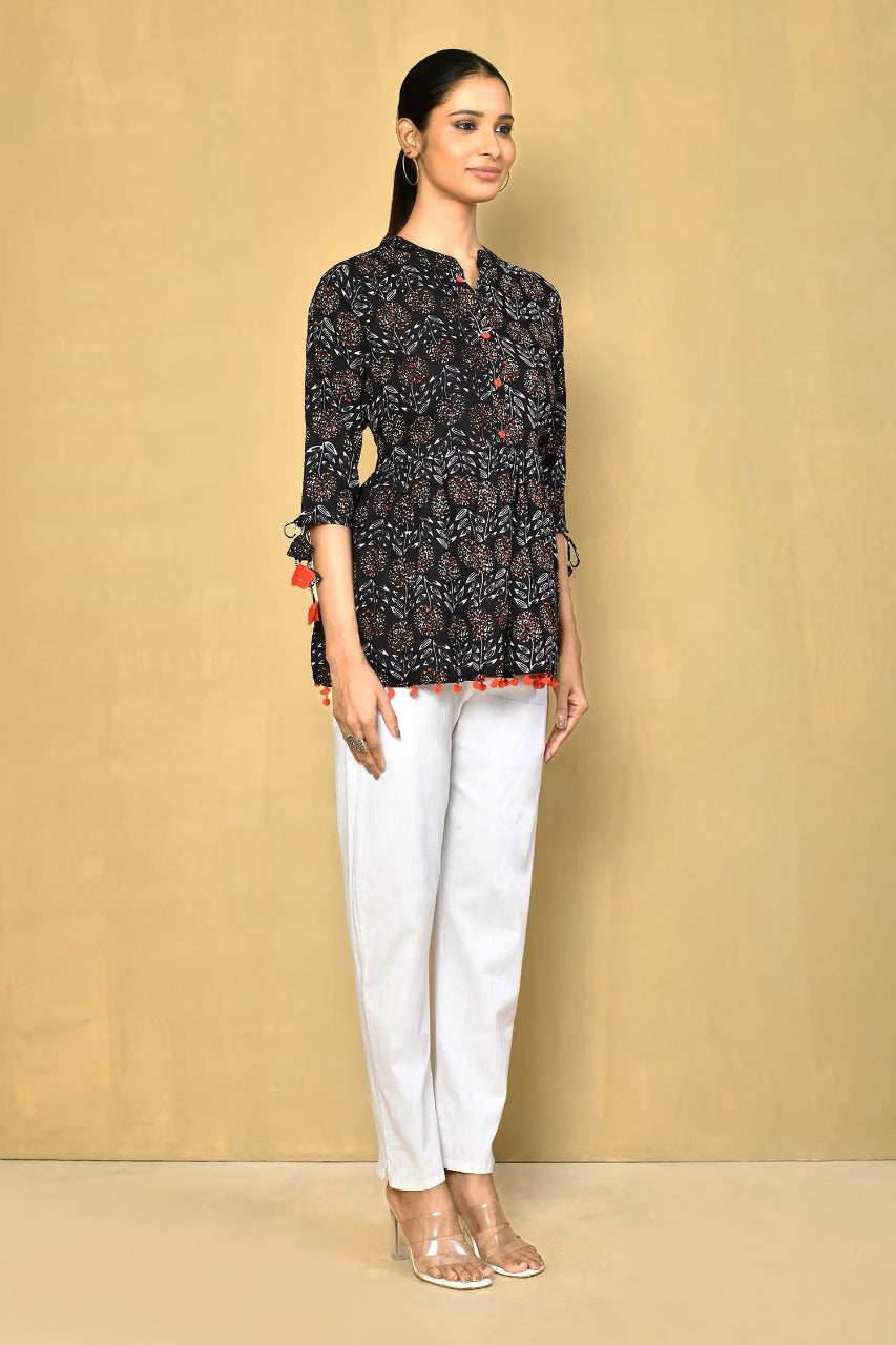 Vilai Jaipur Women's Printed Top With Pom Pom