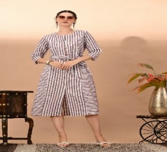 yarn dyed kali straight kurta with button work