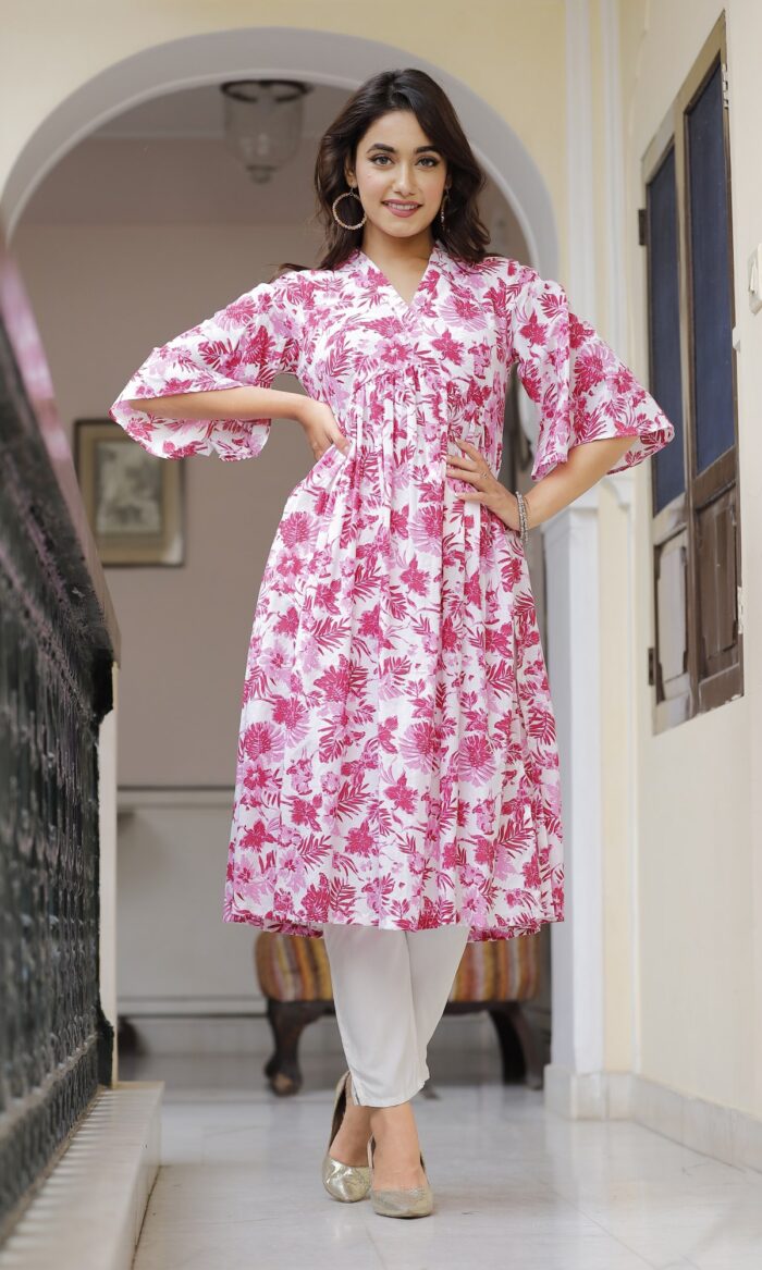 Bee on Pink Suit Set