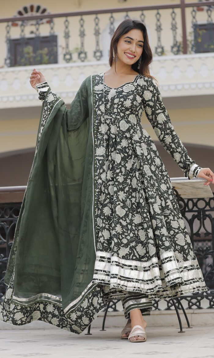 Dusty Green Paisley Kurti Skirt Set