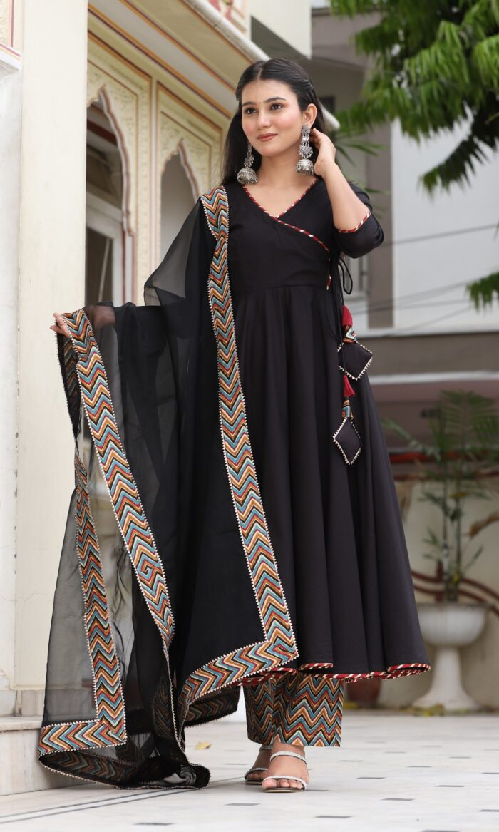Zig-zag black cotton anarkali set