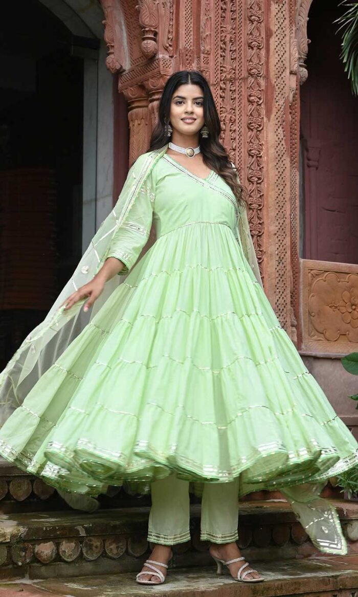 PISTA GREEN TIRED ANGRAKHA